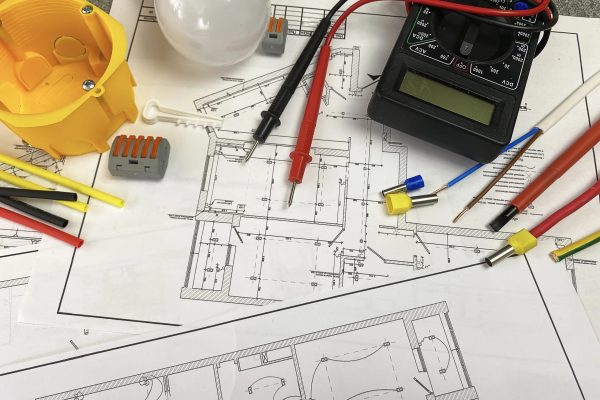 Projeto Elétrico Integrado: Segurança e Eficiência